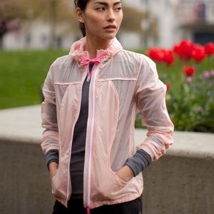 Lululemon Transparent-See Jacket Parfait Pink / Pinkelicious rare size 8